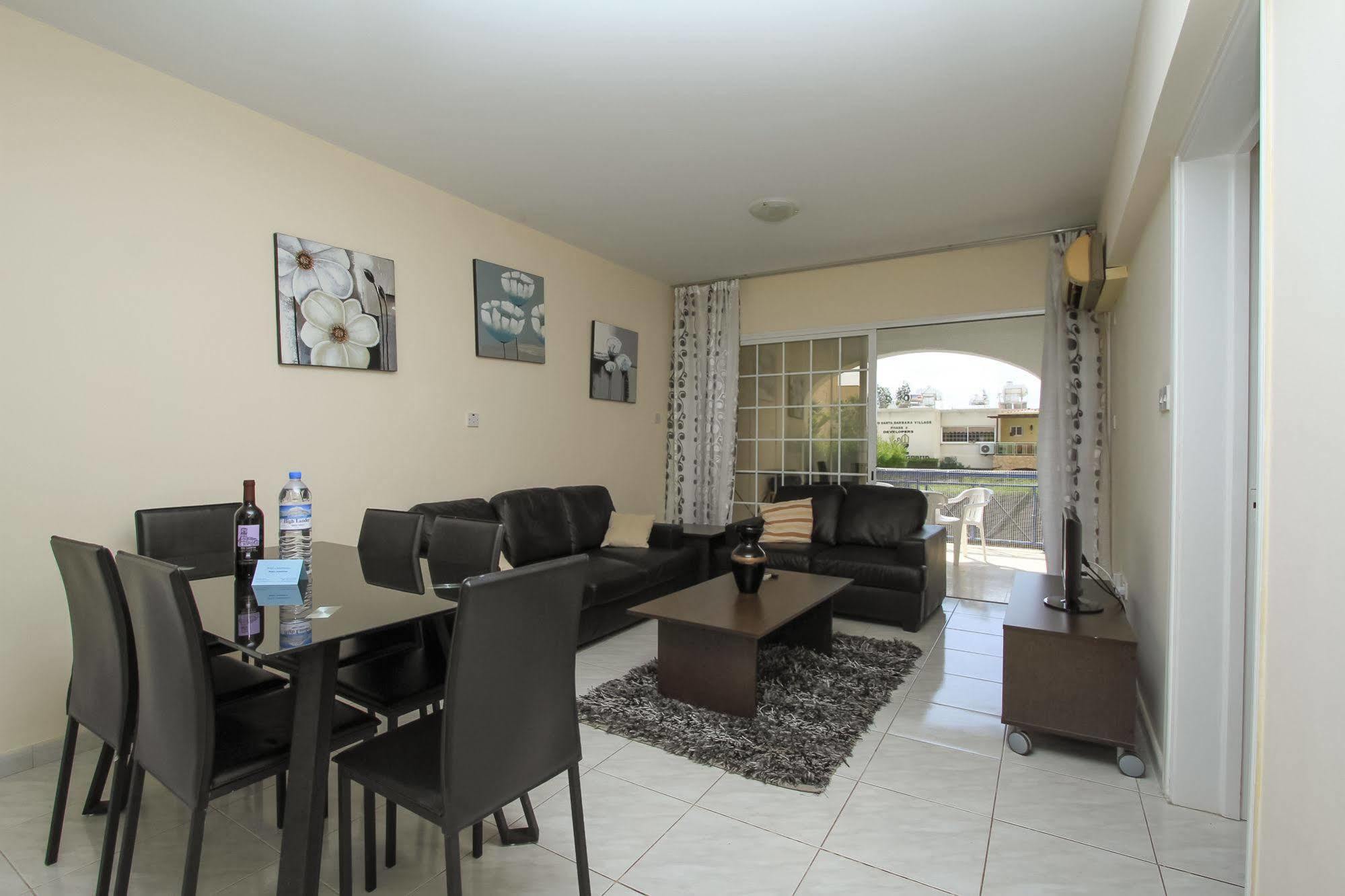 Apartmán Santa Barbara Complex Lemesos Exteriér fotografie